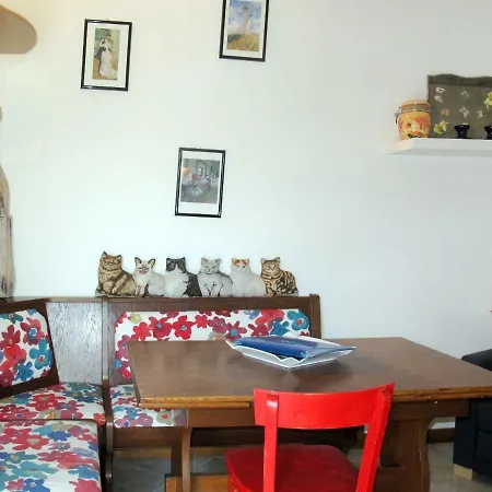 Locazione Turistica Rustico Mauri בית נופש ג'רה לאריו