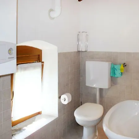 Locazione Turistica Rustico Mauri בית נופש ג'רה לאריו